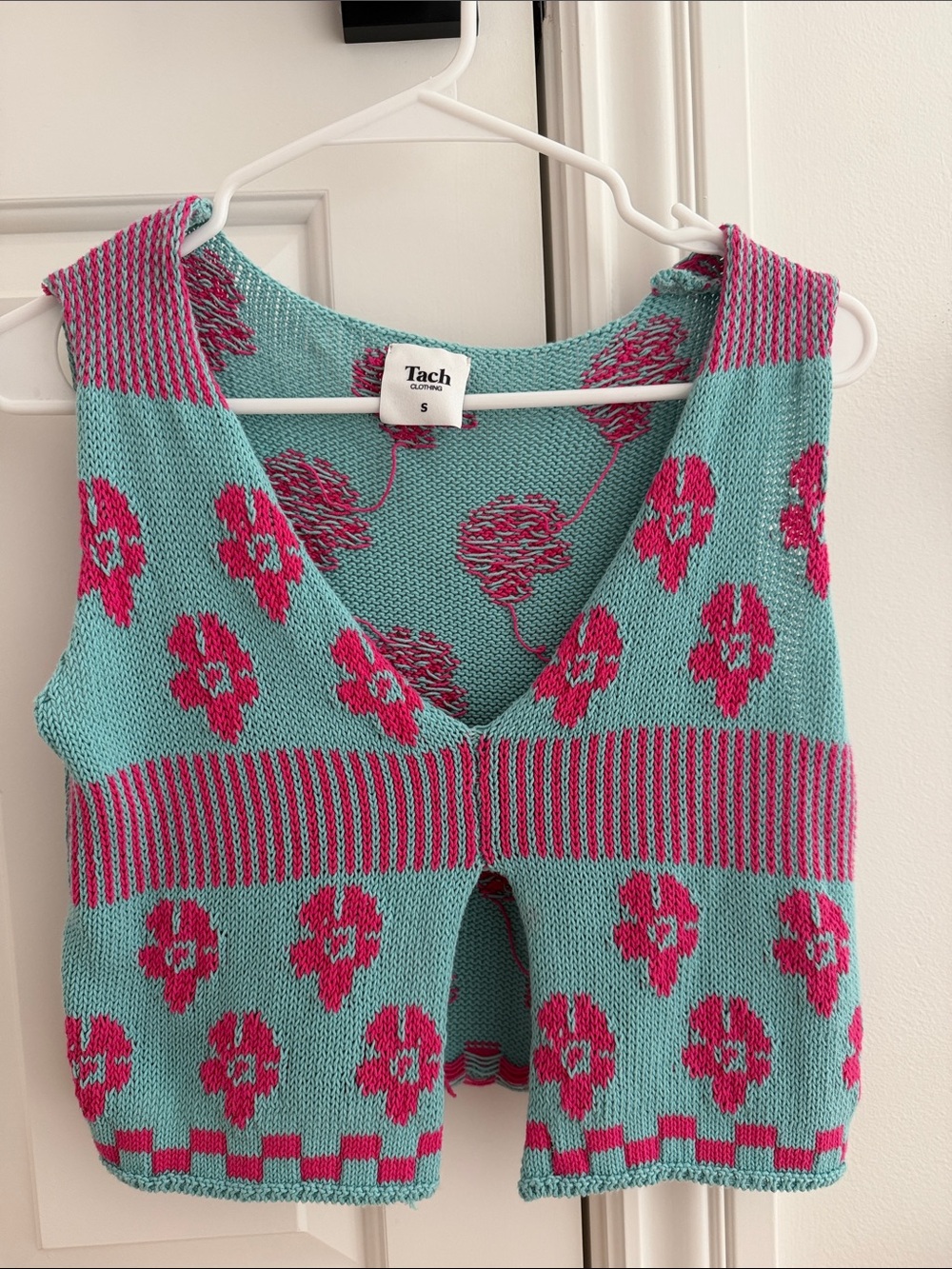 TACH Floral Knit Crop Vest in Aqua and Hot Pink